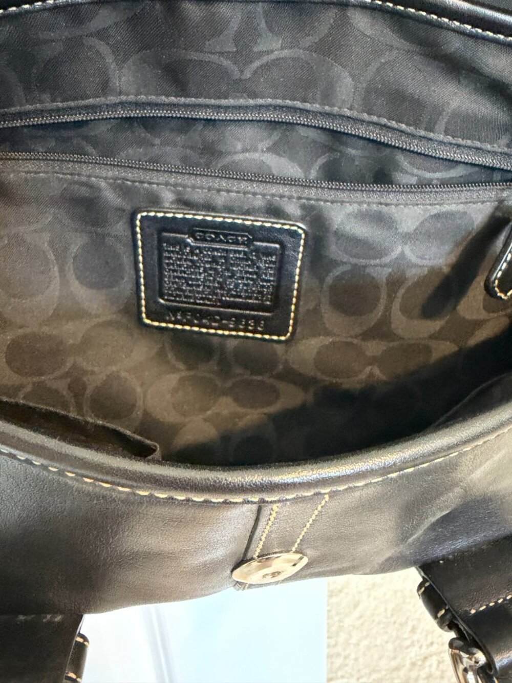 Vintage Coach Black Shoulder Bag - Picture 3 of 4